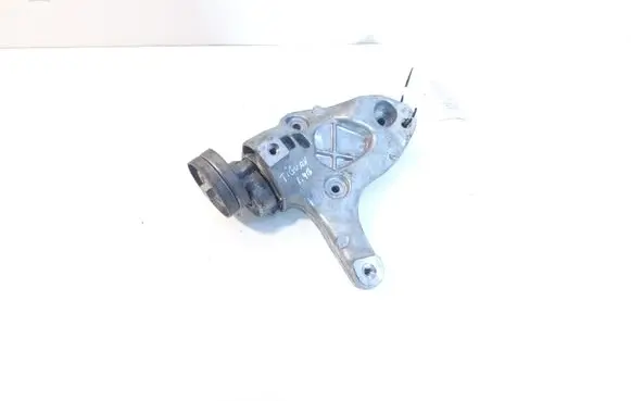Volkswagen Tiguan A/C compressor mount bracket 1K0260885B