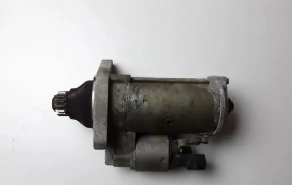 Volkswagen Golf VII Starter motor 02Z911021K