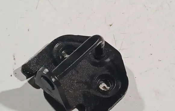 Ford S-MAX Front door lock loop/hook striker 6g91R21982FBB 6g91-R21982-FBB