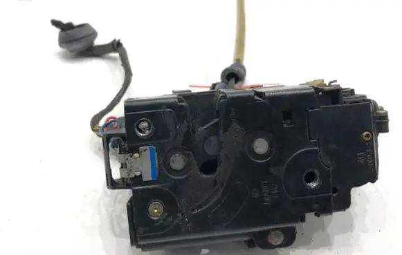 Seat Leon (1M) Front door lock