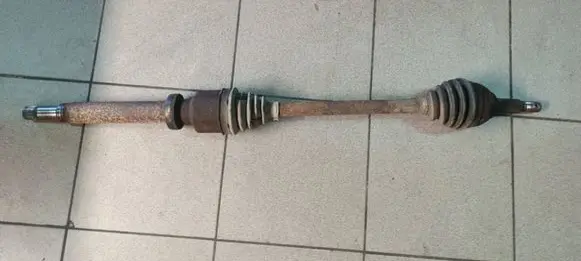 Front driveshaft