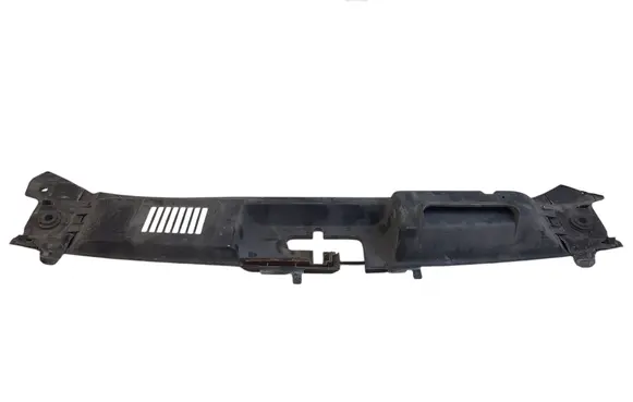 Radiator trim