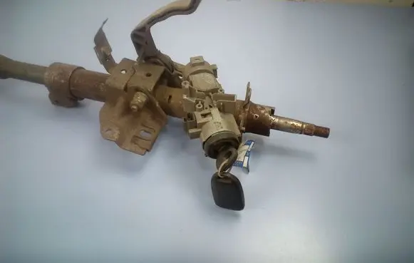 Mazda 323 Ignition lock SL31