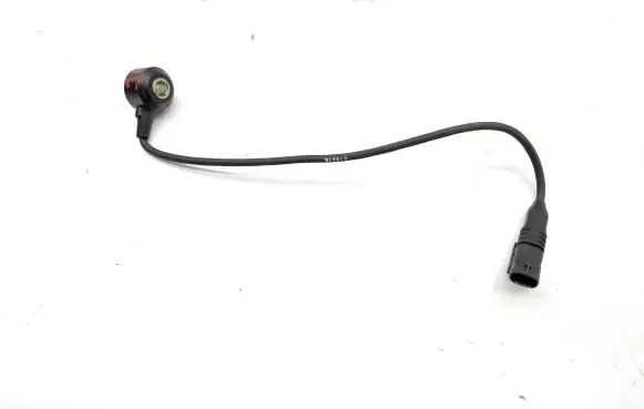 Mercedes-Benz CLA C117 X117 W117 Detonation knock sensor A007153042