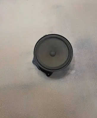 Audi A2 Front door speaker 8C0035411 8637611205 8Z0035411