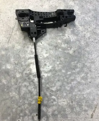 Audi A4 S4 B8 8K Front door exterior handle/bracket 8T02837886