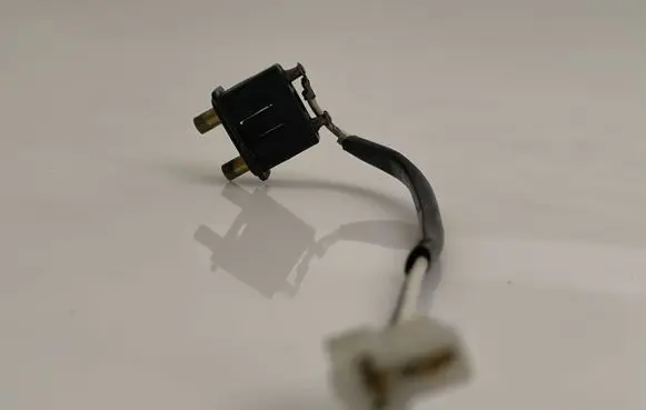 Mercedes-Benz Vaneo W414 Sliding door contact joint 9018200254