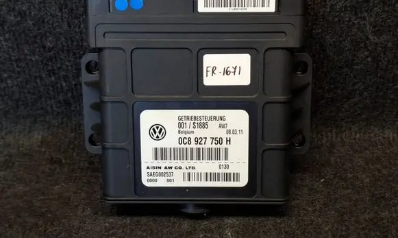 Volkswagen Touareg II Gearbox control unit/module 0C8927750H