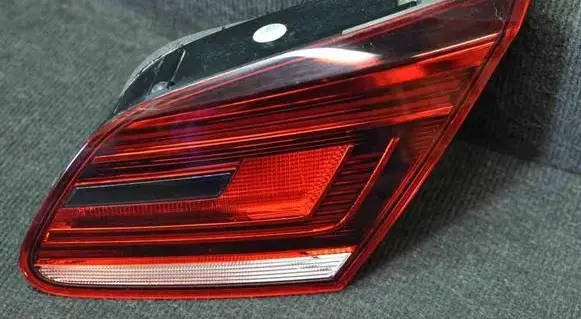 Volkswagen PASSAT CC Tailgate rear/tail lights 3C8945308S