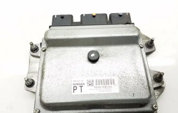 Nissan Qashqai Engine control unit/module MEC951110