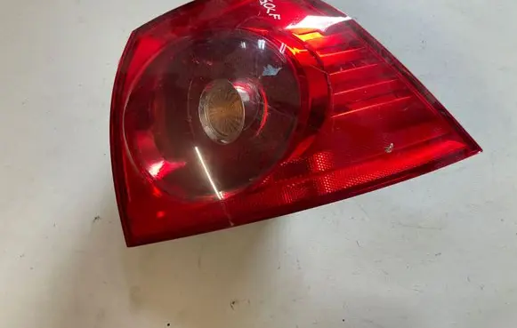 Volkswagen Golf V Rear/tail lights 1K6945096E