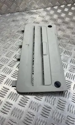Trunk/boot lower side trim panel