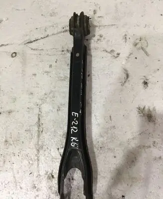 Mercedes-Benz E W212 Rear control arm A2043521205