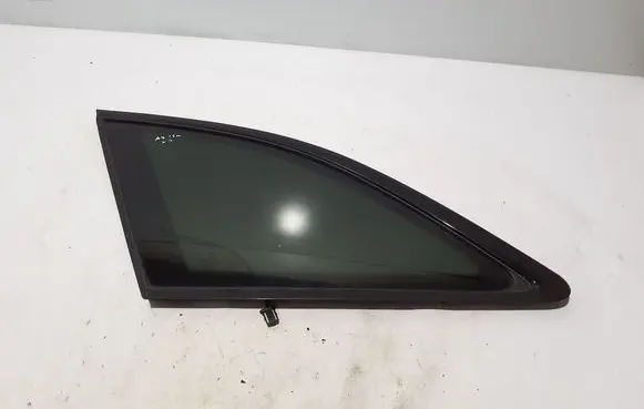 Rear side window