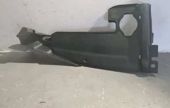 Audi A7 S7 4K8 Wiper trim 4K8821170