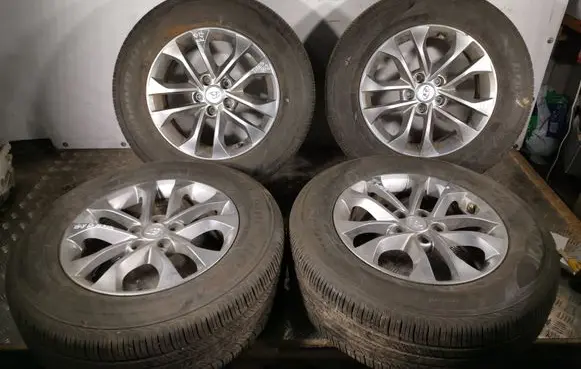 Hyundai Santa Fe R17 alloy rim 52910S2110