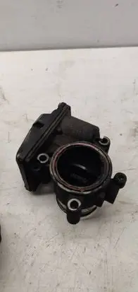 Volkswagen PASSAT B6 Throttle valve 03L128063D