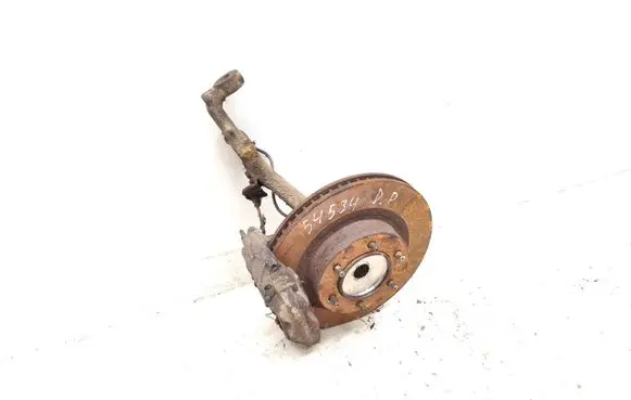 Front wheel hub