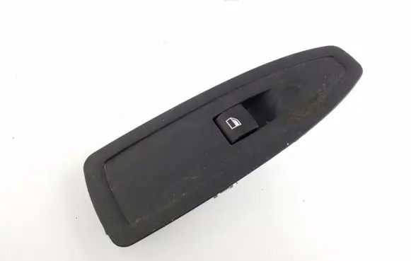 BMW 1 F20 F21 Electric window control switch 9208107