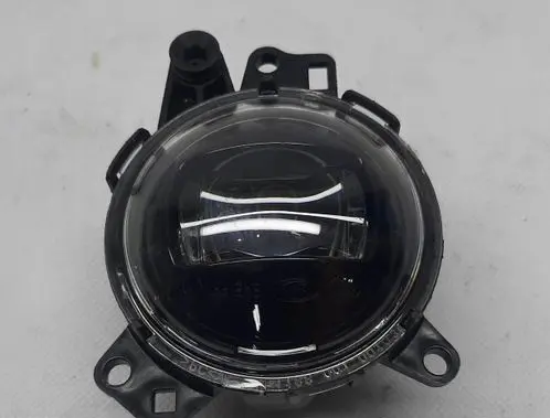 Land Rover Defender Front fog light 15201