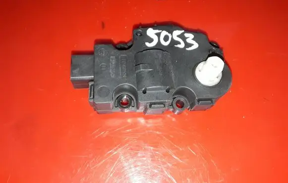 Mercedes-Benz C W204 Air flap motor/actuator EFB330 18032010FA K9749005