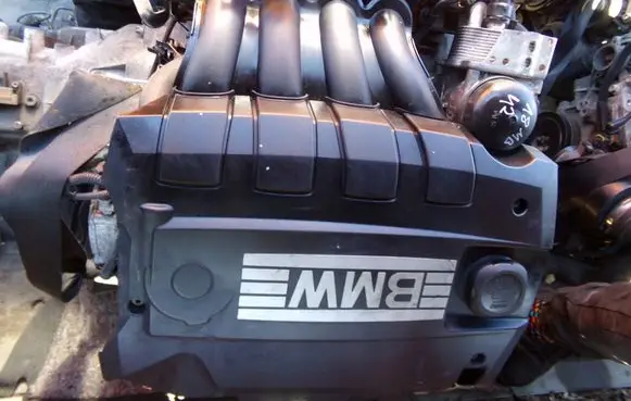 BMW 3 E90 E91 Engine N43B20AA N43B20A
