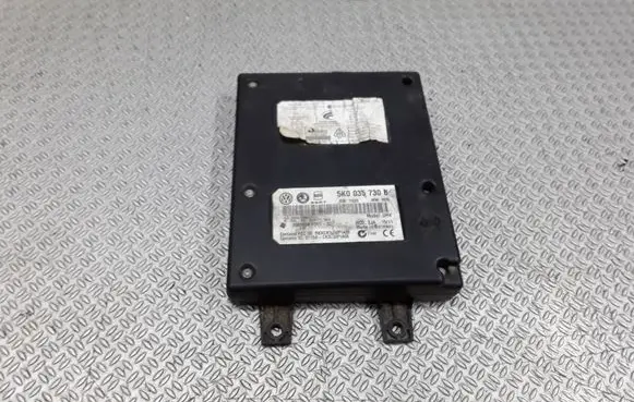 Volkswagen Golf VI Bluetooth control unit module 5K0035730B
