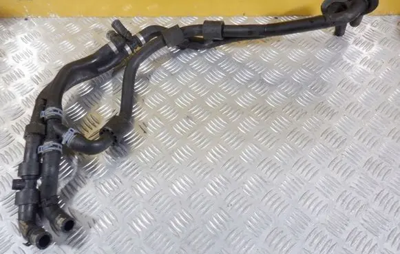 Audi Q7 4M Engine coolant pipe/hose 4M1819350