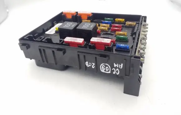 Volkswagen PASSAT CC Fuse module 3C0937125 63592777