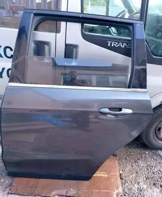 Ford Galaxy Rear door