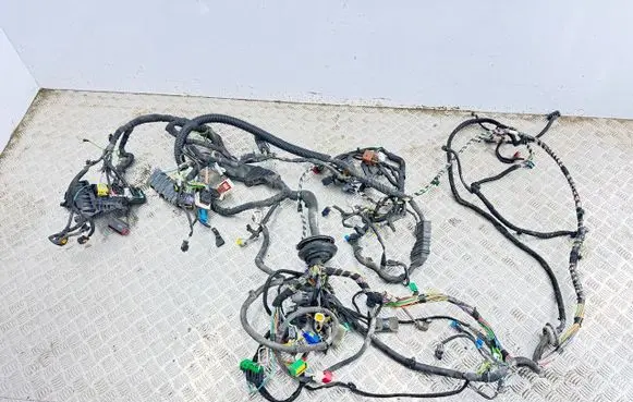 Citroen C5 Engine installation wiring loom 1607390780 9675042480 9672953980
