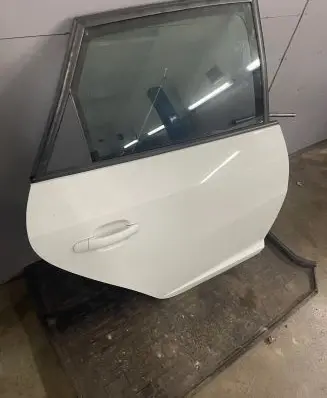Seat Ibiza IV (6J,6P) Rear door
