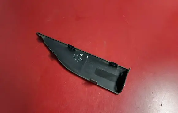 BMW i3 Side skirt front trim 7304897 51777304897
