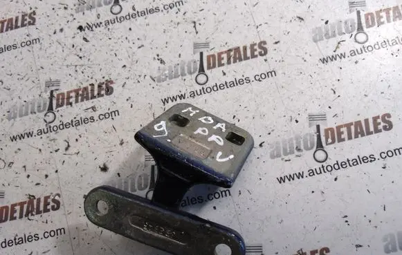 Mercedes-Benz A W168 Front door upper hinge