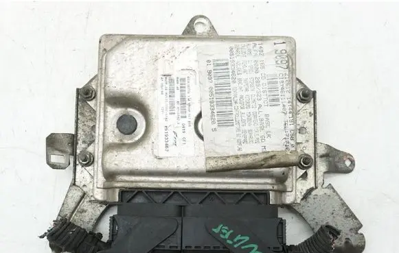 Alfa Romeo Giulietta Engine control unit/module ECU 51933462