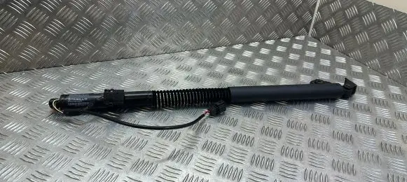 Audi A7 S7 4G Tailgate/trunk strut/damper 4G8827851F