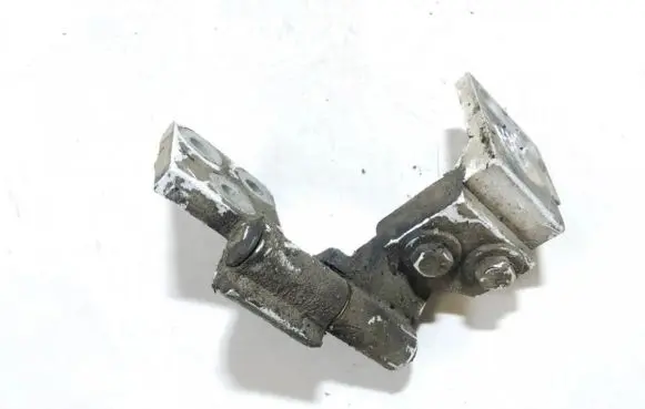 Citroen Berlingo Front door upper hinge