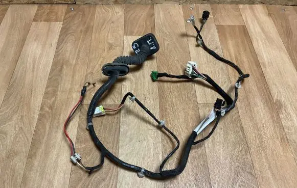 Volvo S40, V40 Front door wiring loom 30887289 790029 V72890F0