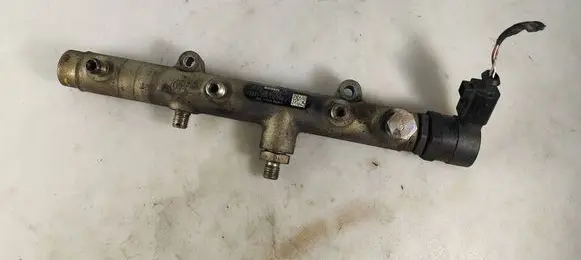 Audi A6 S6 C6 4F Fuel main line pipe 057130764B 12416266 0281002665
