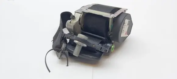 Mercedes-Benz E W211 Rear seatbelt 561187101 A2118600986 2118600986