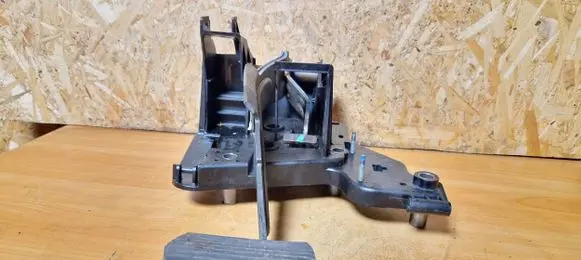 Citroen C6 Brake pedal 9660185780 17230300 207102