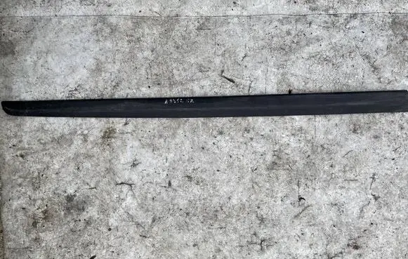 Nissan Note (E11) Front door trim (molding) 808719U000