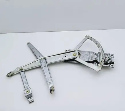 Opel Corsa B Front door manual window regulator 90388861