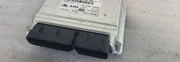 Audi A8 S8 D3 4E Suspension control unit/module 4E0907553C 4E0910553C