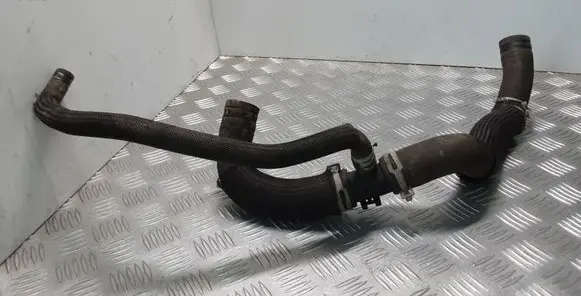 Nissan Navara D23 Engine coolant pipe/hose