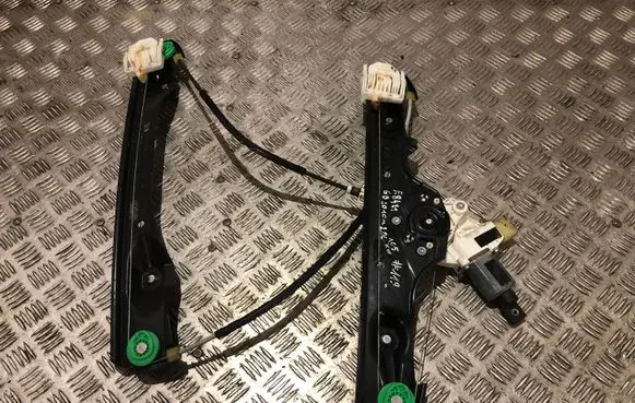 BMW X1 E84 Front door window regulator with motor 2990294
