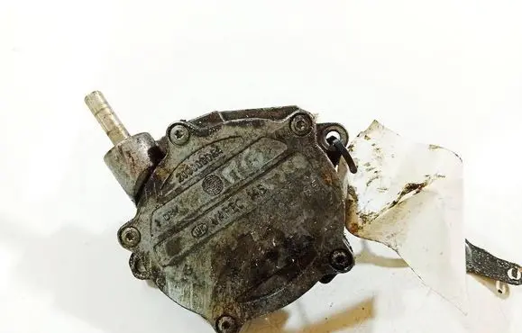 Mercedes-Benz C W203 Vacuum pump 200000044