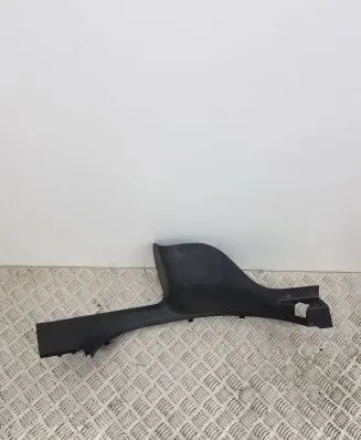 Renault Captur Rear sill trim cover 769545773R 633140082