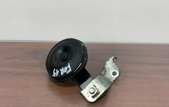 Subaru Forester SJ Horn signal E130514 UCH201
