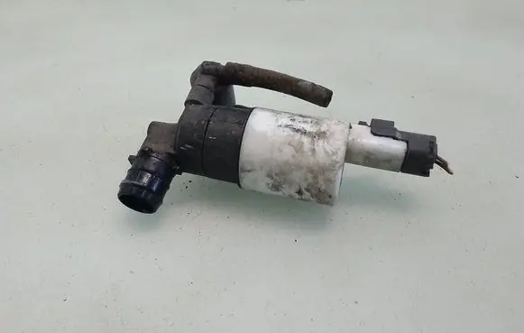 Renault Trafic II (X83) Windscreen/windshield washer pump 9641553880